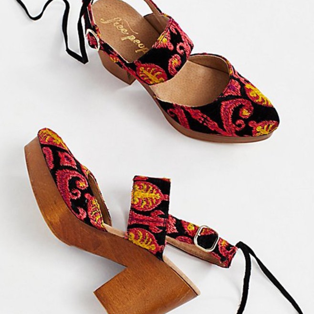 Free People Monaco Clog wooden embroidery sandal - Picture 1 of 4